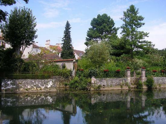 Crecy-la-Chapelle Charmant Village Proche Disneyland & Paris מראה חיצוני תמונה